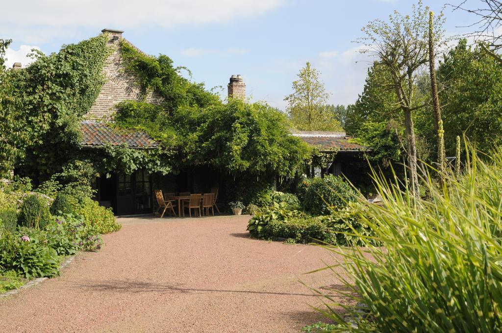 'T Vijverhof Viane Buitenkant foto